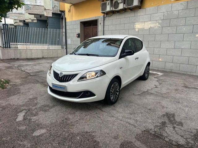 Lancia Ypsilon 1.0 FireFly 5 porte S&S Hybrid Gold Plus usato a AFRAGOLA