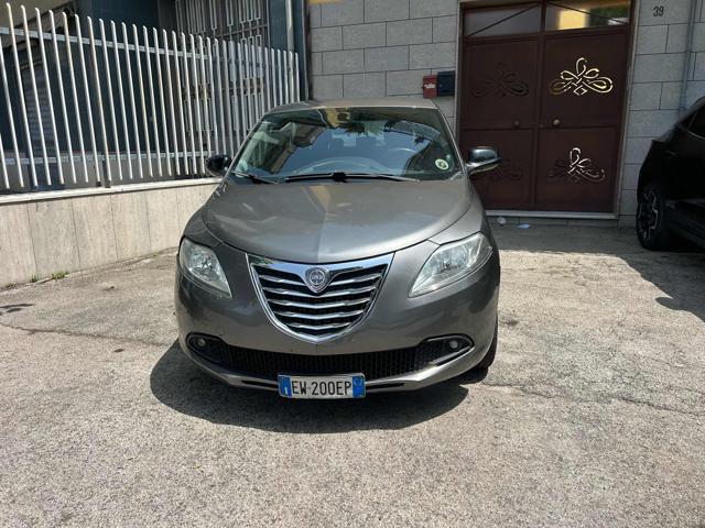 Lancia Ypsilon 1.2 69 CV 5 porte GPL Ecochic Gold usato a AFRAGOLA