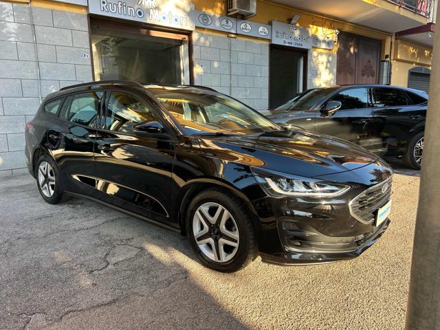 Ford Focus sw - foto 2 di 4