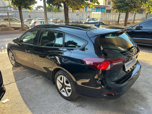Ford Focus sw - foto 4 di 4