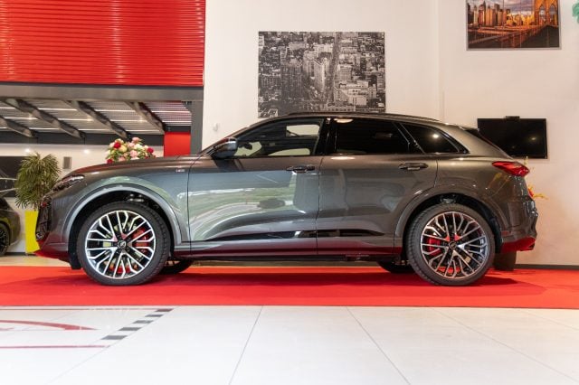 Audi Q5 NUOVO.MOD.3.0 V6 TDI.299-323.CV.4X4 S line edition usato a NOVENTA VICENTINA