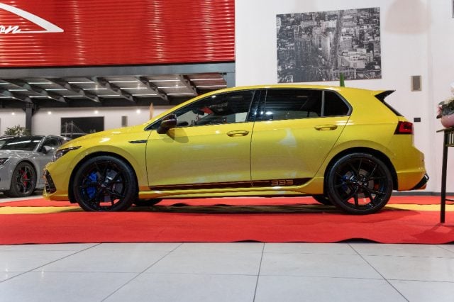Volkswagen Golf 2.0 TSI R DSG 4x4 LIMITED EDIT.333NR.134.AKRAPOVIC, del 2025, 22.380 km, in vendita a Noventa Vicentina (VI)