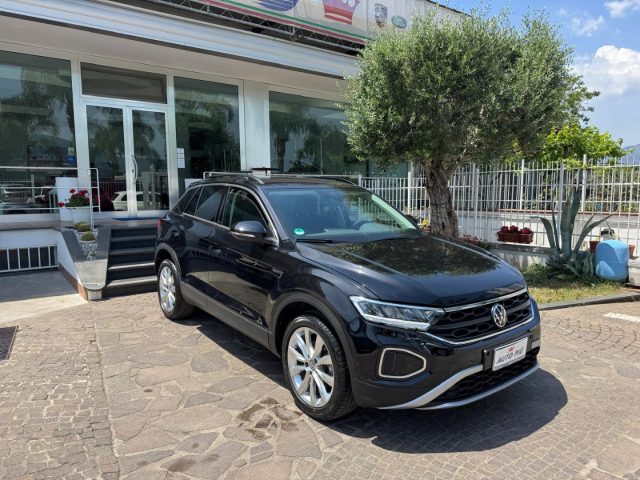 Volkswagen T-Roc 1.0 TSI Style - foto 3 di 4