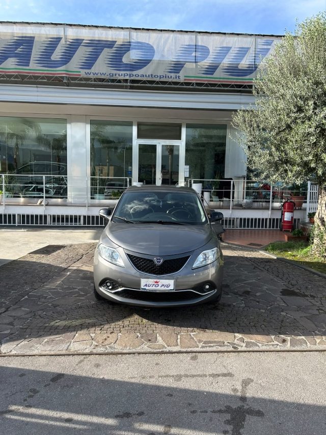 Lancia Ypsilon 1.3 MJT 16V 95 CV 5 porte S&S Gold - foto 2 di 4