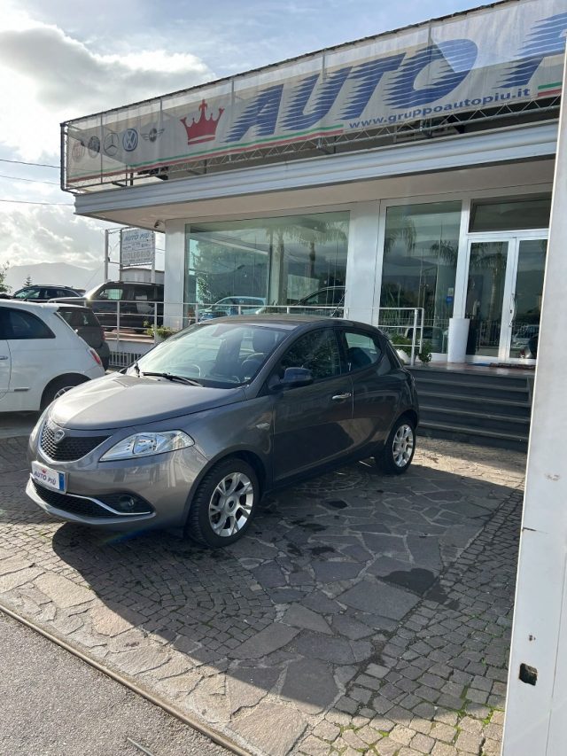 Lancia Ypsilon 1.3 MJT 16V 95 CV 5 porte S&S Gold - foto 4 di 4