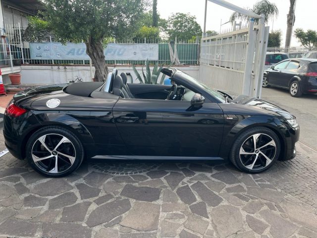Audi TT Roadster 2.0 TDI ultra S line Virtual Full - foto 4 di 4