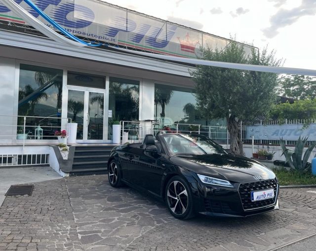 Audi TT Roadster 2.0 TDI ultra S line Virtual Full - foto 2 di 4