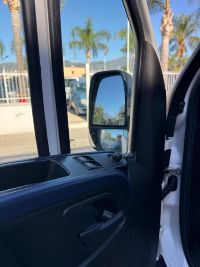 Iveco Daily 35S16A8V 2.3Furgone Hi-Matic FRIGO usato a POGGIOMARINO
