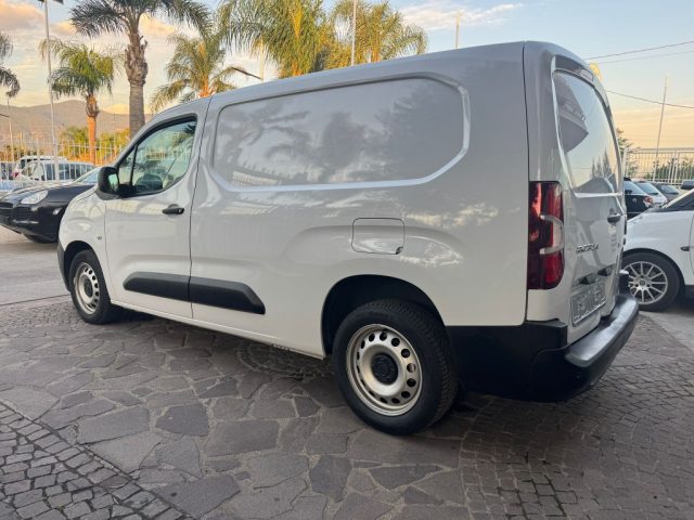 Fiat Doblo Doblò 1.5 BlueHdi 100CV Combi N1 IVA ESPOST, del 2023, 173.000 km, in vendita a Poggiomarino (NA)