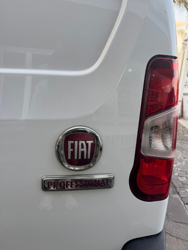 Fiat Doblo Doblò 1.5 BlueHdi 100CV Combi N1 IVA ESPOST - foto 4 di 4