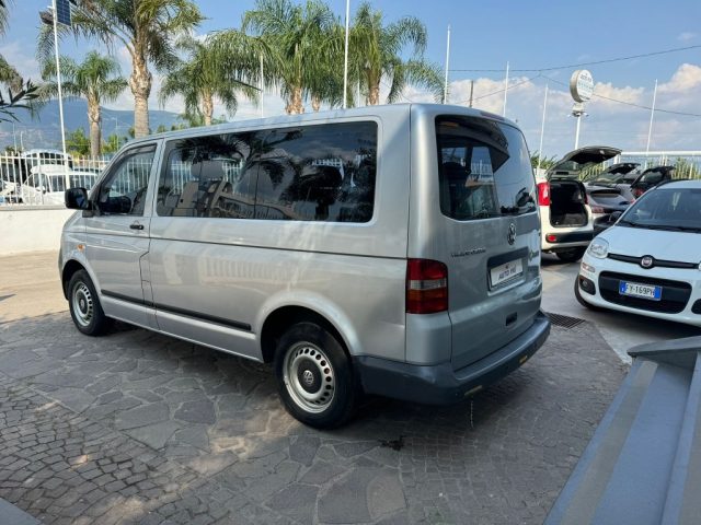 Volkswagen Transporter 1.9 TDI/105CV PC-TM Kom. Duo - foto 4 di 4
