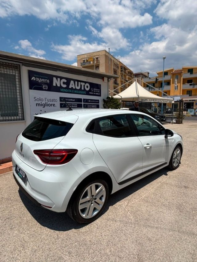 Renault Clio TCe 90 CV 5 porte Business - foto 3 di 4