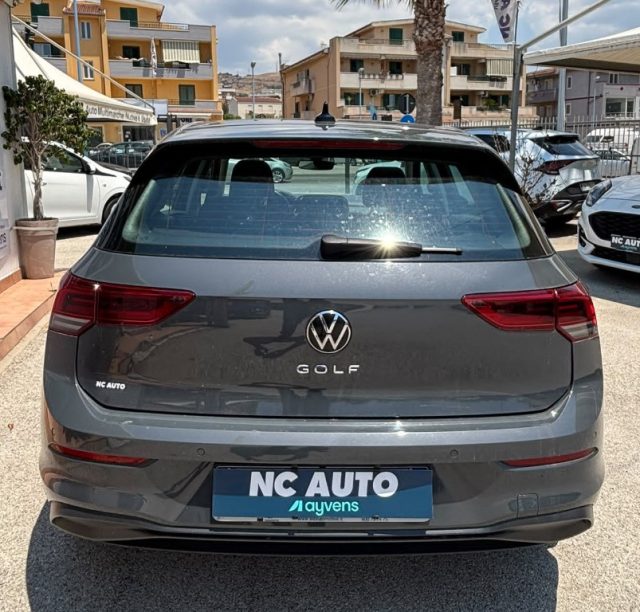 Volkswagen Golf 2.0 TDI 115 CV SCR Life manuale - foto 2 di 4