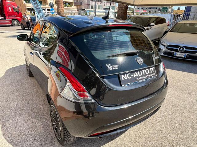 Lancia Ypsilon 1.0 FireFly 5 porte S&S Hybrid Ecochic Gold - foto 3 di 4