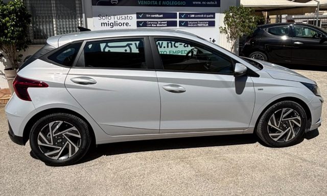 Hyundai i20 1.0 T-GDI 48V iMT Connectline - foto 2 di 17
