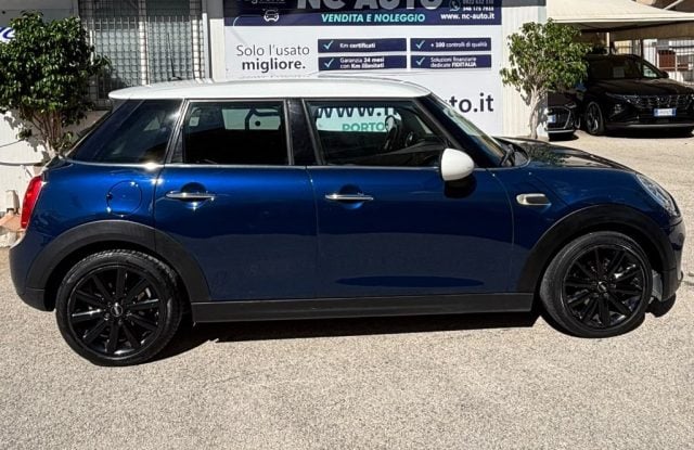 MINI Cooper D 1.5 Cooper D Business XL 5 porte - foto 4 di 4