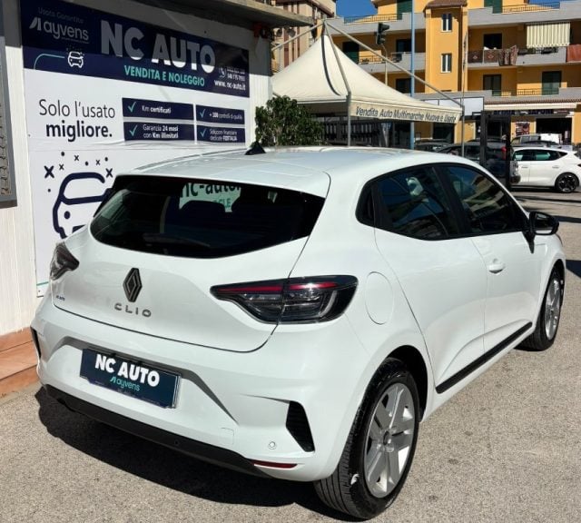 Renault Clio Blue dCi 100 CV 5 porte Evolution - foto 2 di 4