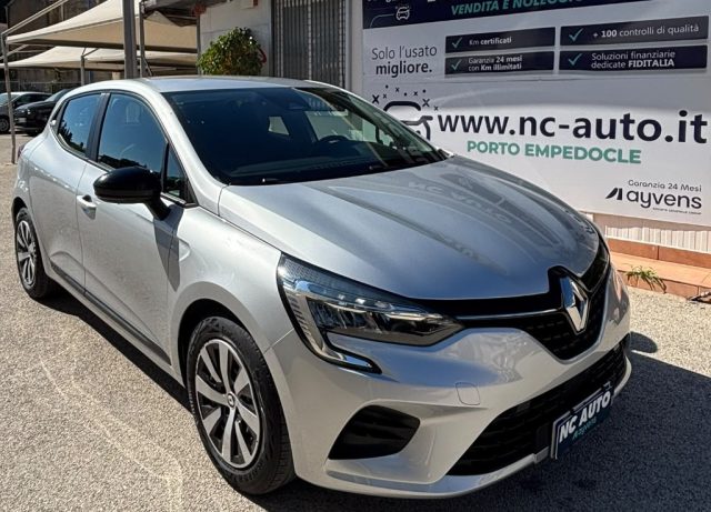 Renault Clio SCe 65 CV 5 porte Equilibre, del 2023, 50.000 km, in vendita a Porto Empedocle (AG)