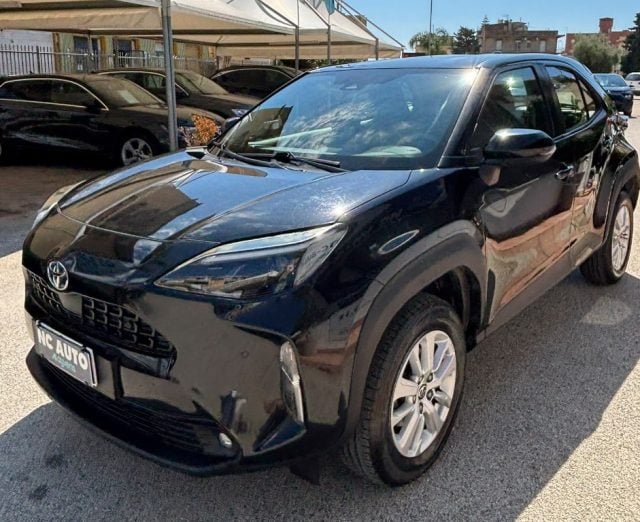 Toyota Yaris Cross 1.5 Hybrid 5p. E-CVT Business, del 2022, 57.900 km, in vendita a Porto Empedocle (AG)