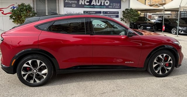 Ford Mustang Mach-E AWD Standard Range Premium 269 CV - foto 3 di 4