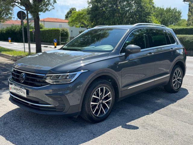 Volkswagen Tiguan 2.0 TDI 150 CV SCR DSG Elegance usato a MIRANO