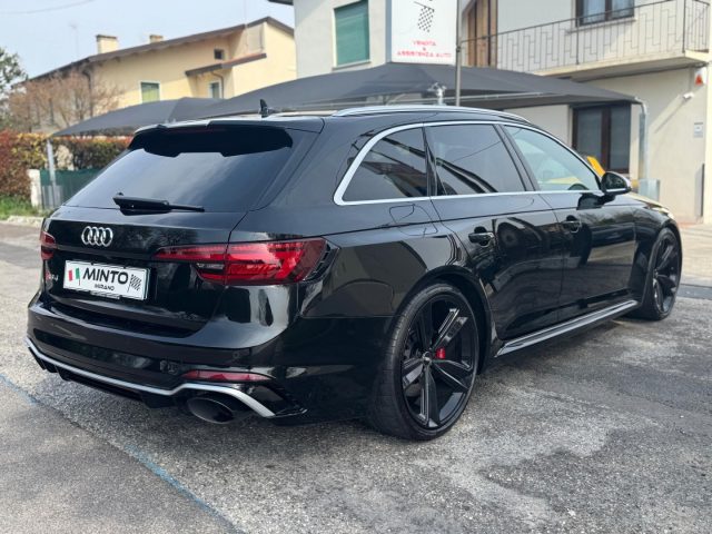 Audi RS 4 Avant - foto 3 di 26