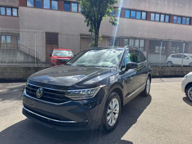 Volkswagen Tiguan 2.0 TDI 150 CV DSG Life usato a MODENA