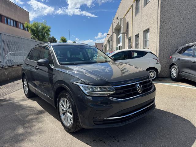 Volkswagen Tiguan 2.0 TDI 150 CV DSG Life - foto 2 di 4