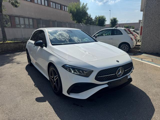Mercedes-Benz A 180 Automatic AMG Line Premium KM.0 - foto 2 di 4