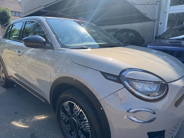 Fiat 600 Hybrid 100 CV DCT MHEV - foto 3 di 4