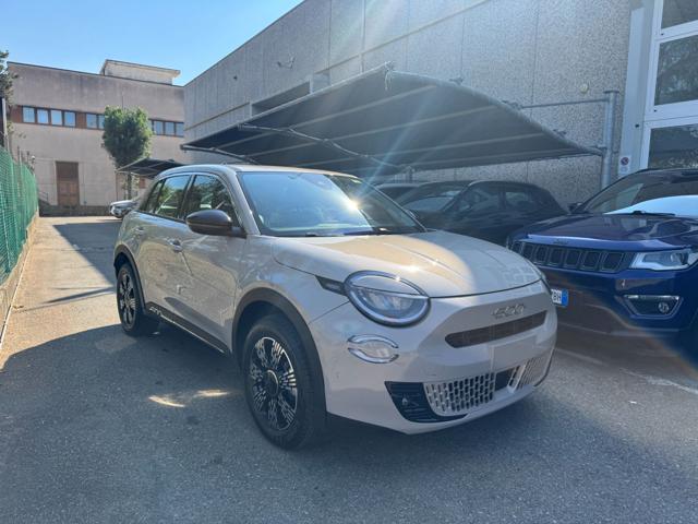 Fiat 600 Hybrid 100 CV DCT MHEV - foto 2 di 4