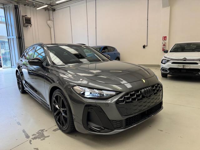 Audi A5 Avant TDI 204CV mHEV+ S-Tronic Quattro S-Line KM.0 - foto 2 di 4