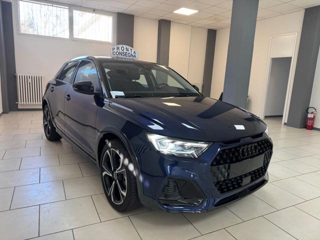 Audi A1 30 TFSI S tronic Identity Black - foto 2 di 4