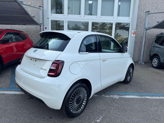 Fiat 500 Berlina Hybrid Torino KM.0 - foto 3 di 4