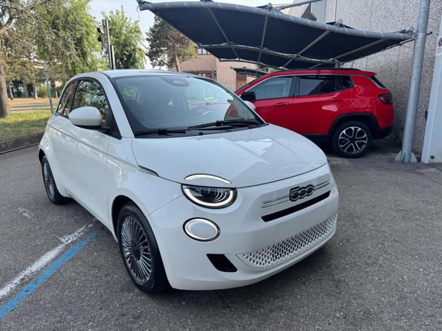 Fiat 500 Berlina Hybrid Torino KM.0 - foto 2 di 4
