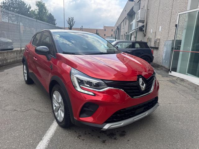 Renault Captur TCe 90 CV Equilibre - foto 2 di 4