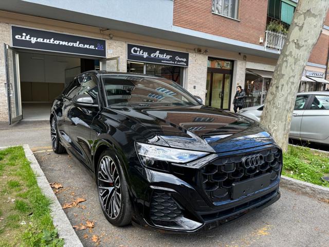 Audi Q8 50 TDI 286 CV Quattro Tiptr. S line KM.0 - foto 2 di 4