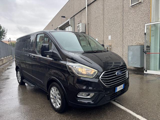 Ford Transit Custom 320 2.0 EcoBlue 130CV 8 POSTI TITANIUM - foto 2 di 15