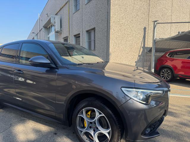 Alfa Romeo Stelvio 2.2 Turbodiesel 190CV AT8 Q4 Super - foto 3 di 14