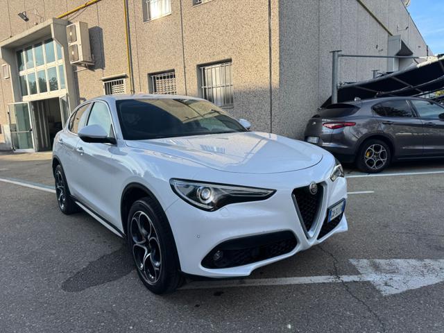 Alfa Romeo Stelvio 2.2 Turbodiesel 210CV AT8 Q4 - foto 2 di 16