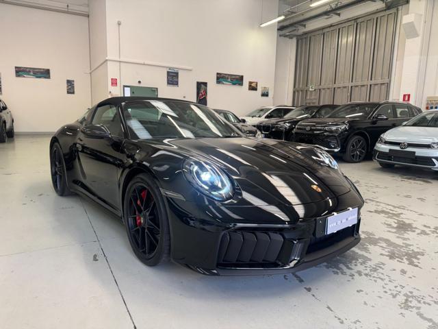 Porsche 911 TARGA 4 GTS Cabriolet 541CV KM. 4.950 - foto 2 di 4