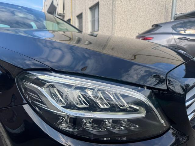 Mercedes-Benz C 220 d Auto Premium Berlina 194CV - foto 3 di 4