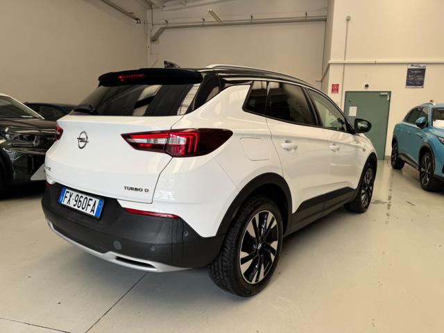 Opel Grandland X 2.0 diesel Ecotec 177CV AT8 Autom. Ultimate - foto 3 di 4