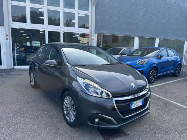 Peugeot 208 BlueHDi 75CV 5 porte Allure - foto 2 di 4