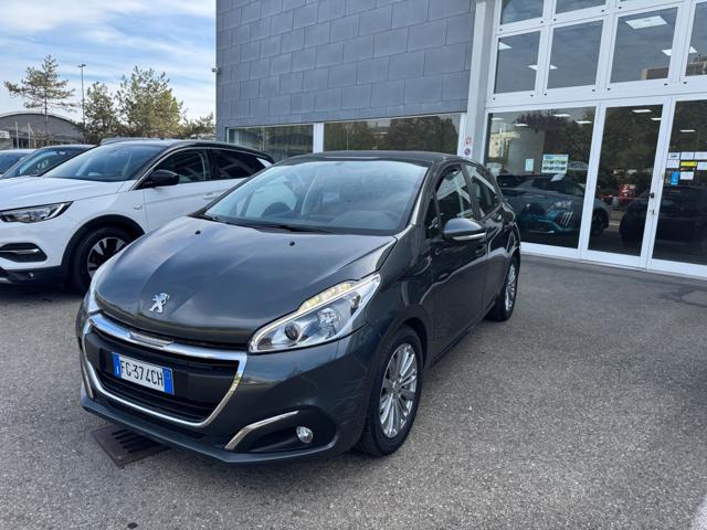 Peugeot 208 BlueHDi 75CV 5 porte Allure, del 2016, 132.500 km, in vendita a Modena (MO)