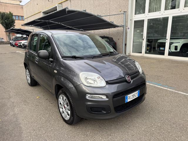 Fiat Panda 0.9 TwinAir Turbo Natural Power Easy - foto 2 di 4