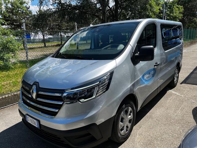 Renault Trafic BluedCi 150CV 9 POSTI NOLEGGIO usato a MODENA