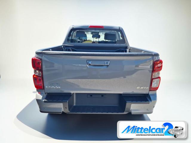 Isuzu D MAX 2.2 CREW 2.2 L TD 4WD MT EVOLUTION CON VASCA COPRICASS - foto 4 di 4