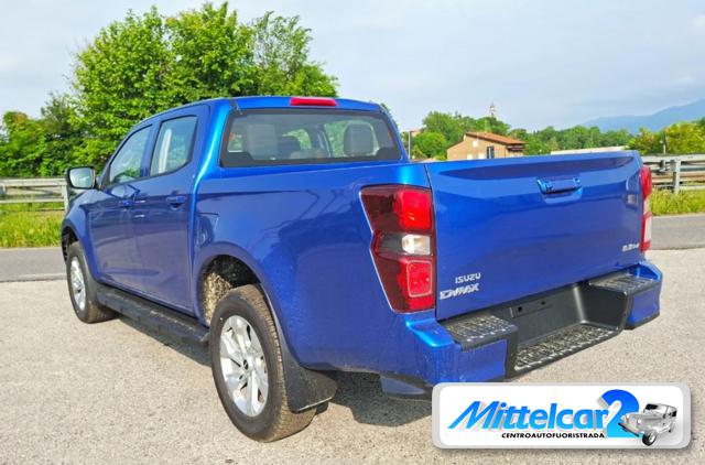 Isuzu D MAX 2.2 CREW 2.2 L TD 4WD AT EVOLUTION CON VASCA COPRICASS - foto 3 di 3