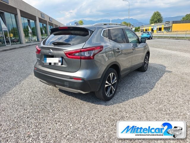 Nissan Qashqai 1.5 dCi N-Connecta - foto 2 di 4